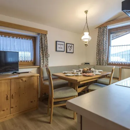 Haus Carmen Apartment *